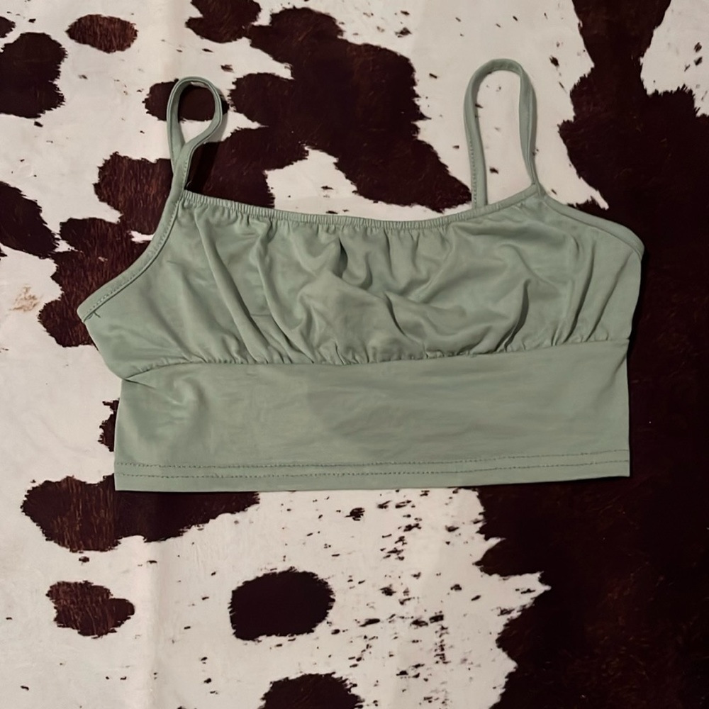 shein sage, green crop top
